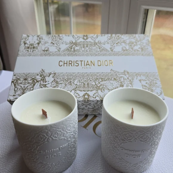 Dior White Embossed 2-Piece Candle Set in Decorative Box - Picture 2 of 6